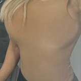hotblondeyogachick